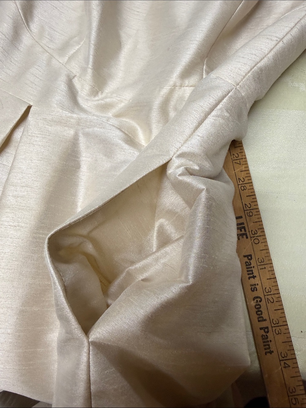 ALFRED SUNG Ivory Bow-Shoulder Fit-and-Flare Dress - Picture 4 of 8